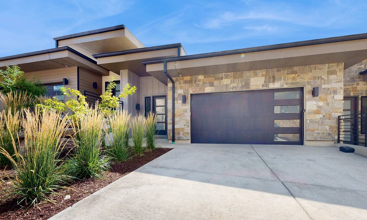Hideout House | Stunning house with ski & lake views, private hot tub, private W&D