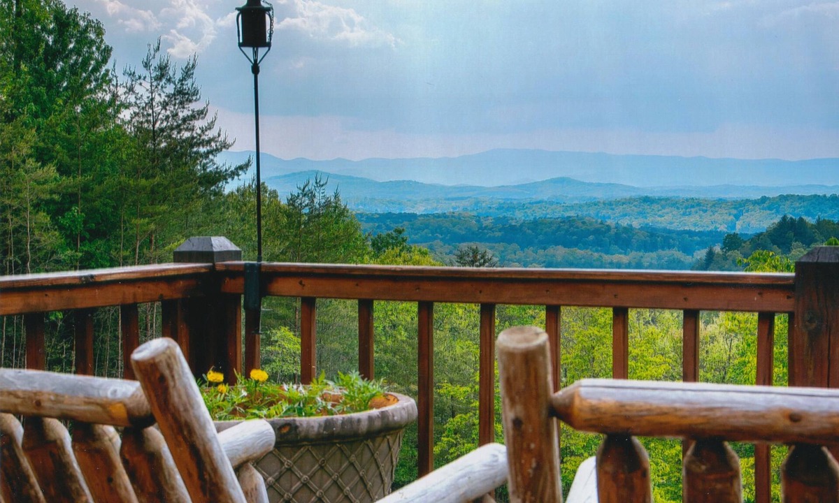 My Mountain Cabin | Stunning long-range mountain views, perfect getaway with paved roads all the way