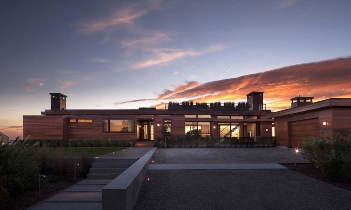 North Truro House | Stunning Modern Masterpiece on the Beach in Truro RPAM031