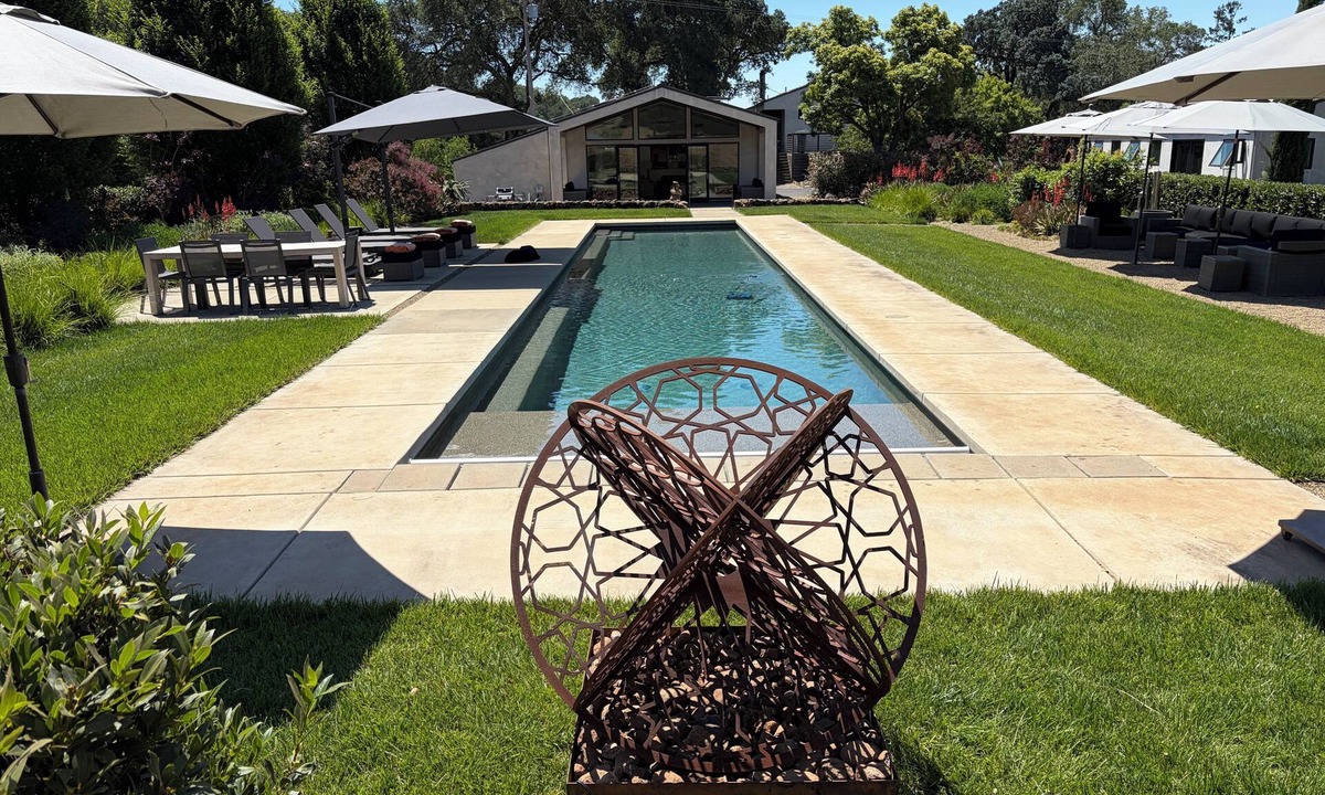 Glen Ellen Apartment | Stunning Modern Sonoma Wine Country Studio with 60' Lap Pool