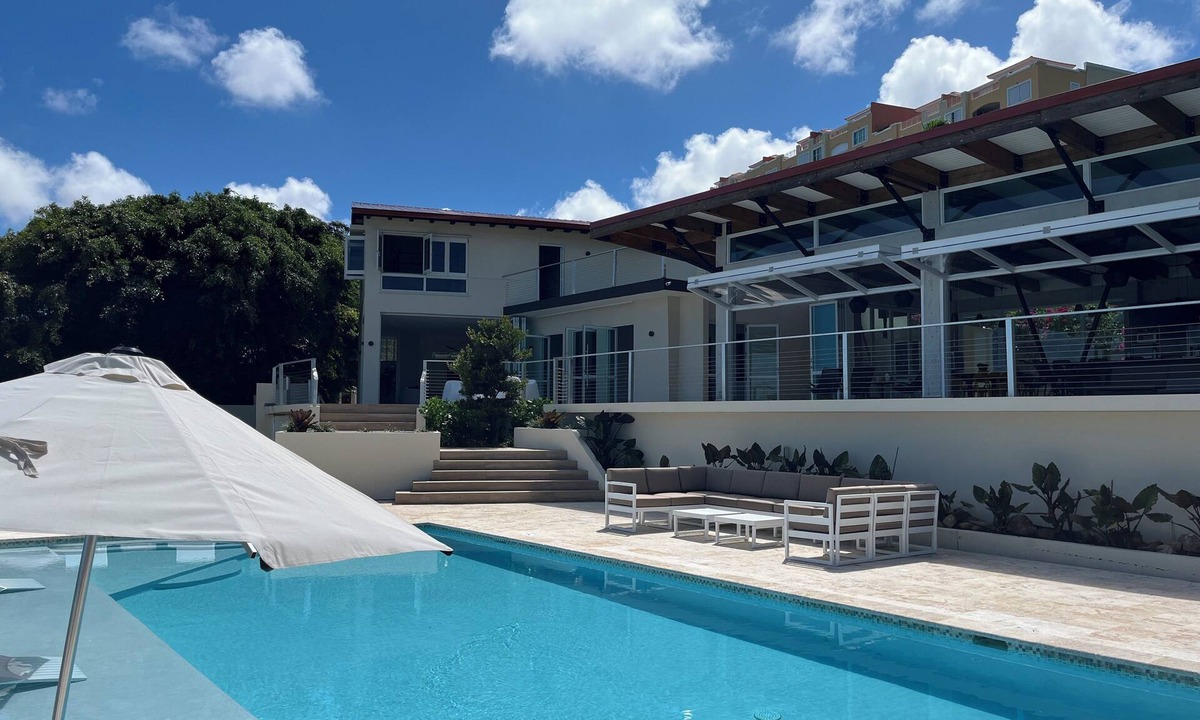 Sardinera House | Stunning ocean front villa with pool and power generator. 10min drive to beach