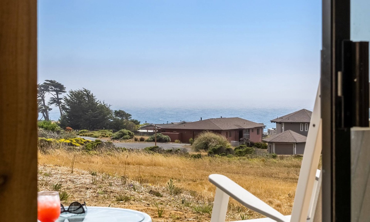 Sereno del Mar House | Stunning ocean view home with private hot tub - walk to Portuguese Beach