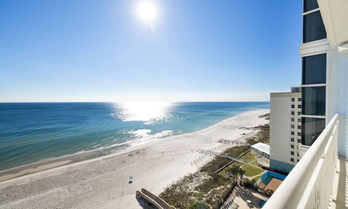 Ono Island Condo | Stunning Palacio End Unit |Spectacular Gulf Views |Spacious 3 BR in the Heart of Perdido Key