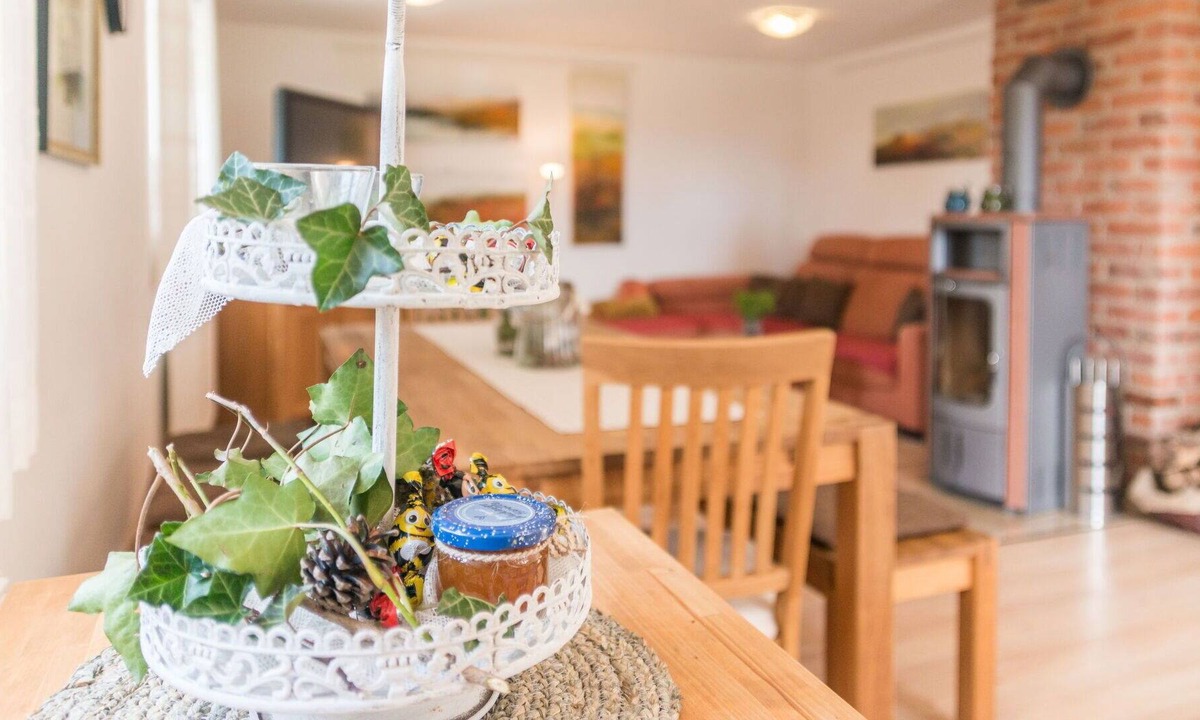 Schaufling House | Stunning private villa for 6 guests with WIFI, TV, terrace and parking