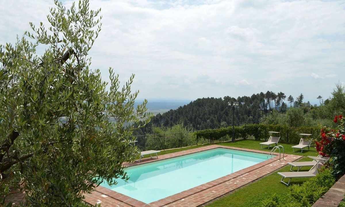 Castelvecchio Villa | Stunning private villa with A/C, WIFI, private pool, TV, terrace and panoramic view, close to Lu.