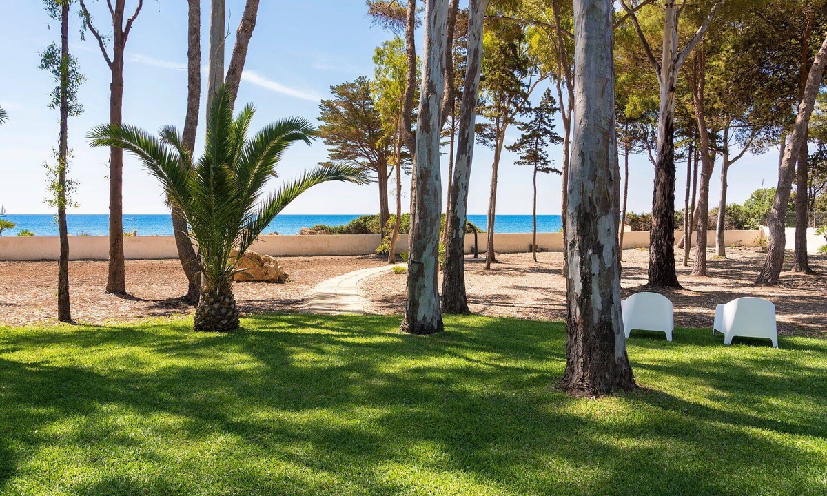 Punta Milocca Villa | Stunning private villa for 6 guests with A/C, WIFI, TV and panoramic view, close to Syracuse