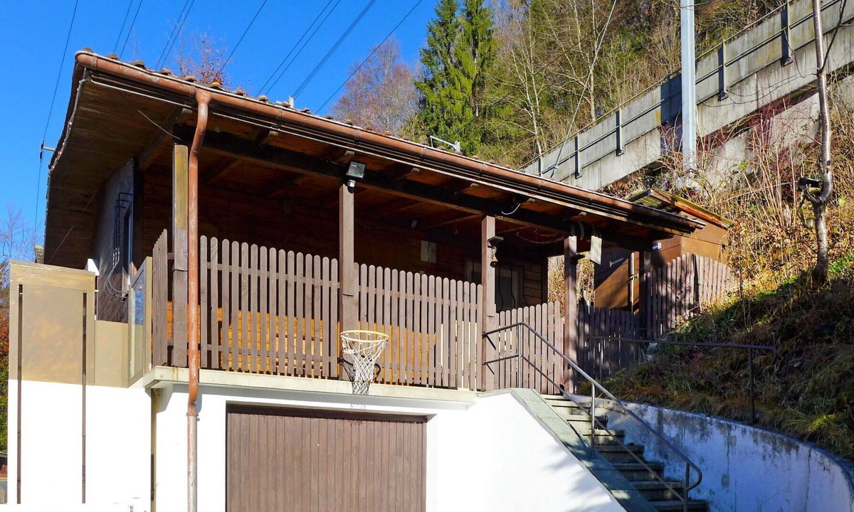 Kandergrund House | Stunning private villa for 6 guests with WIFI, terrace, panoramic view and parking