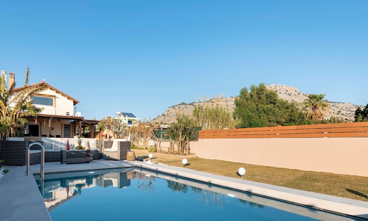 Lardos Villa | Stunning private villa for 10 people with A/C, private pool, WIFI, TV, patio and parking