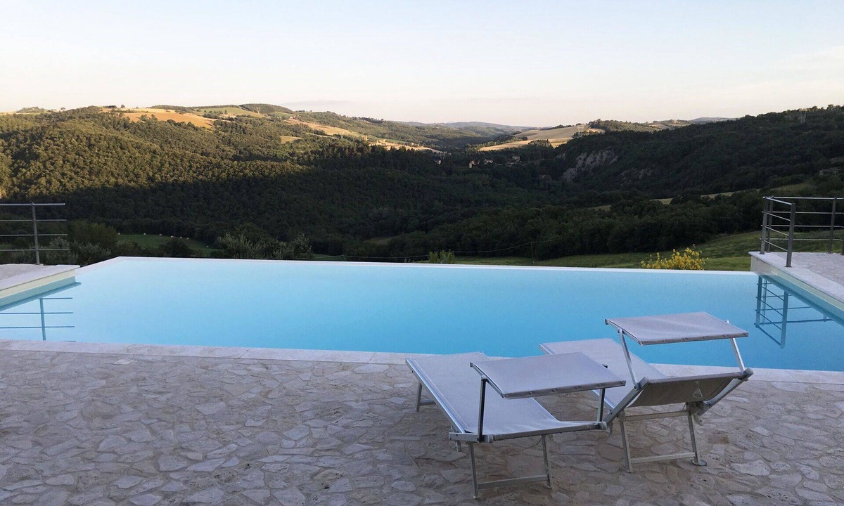 San Venanzo Villa | Stunning private villa for 8 people with WIFI, private pool, TV and panoramic view