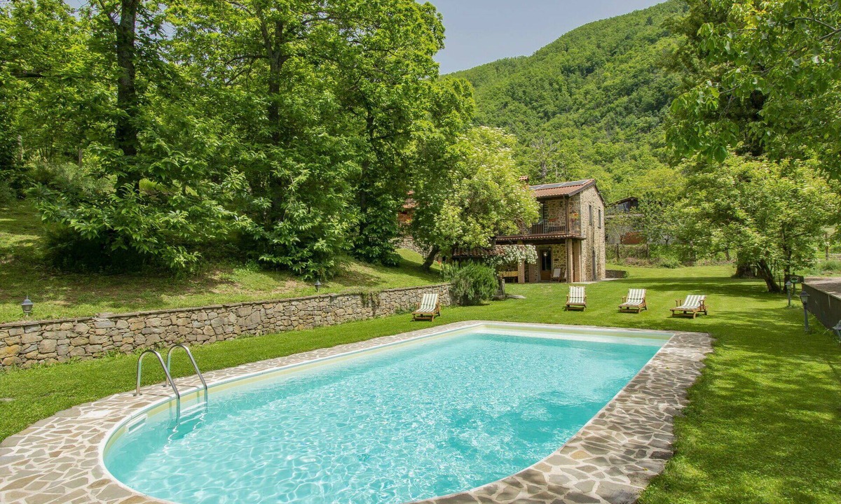 San Romano in Garfagnana Villa | Stunning private villa for 10 guests with WIFI, private pool, TV and terrace