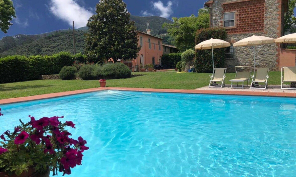 Castelvecchio Villa | Stunning private villa for 6 people with A/C, WIFI, private pool, TV, terrace and pets allowed