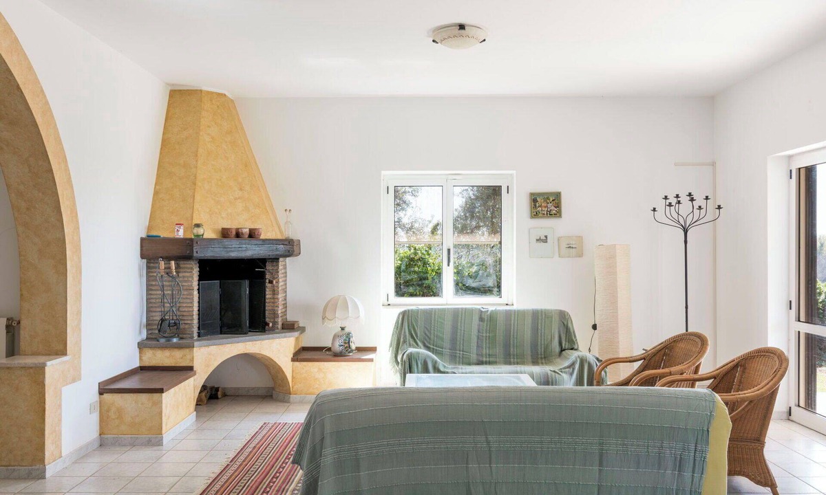 Tarquinia Villa | Stunning private villa for 8 people with WIFI, terrace and pets allowed