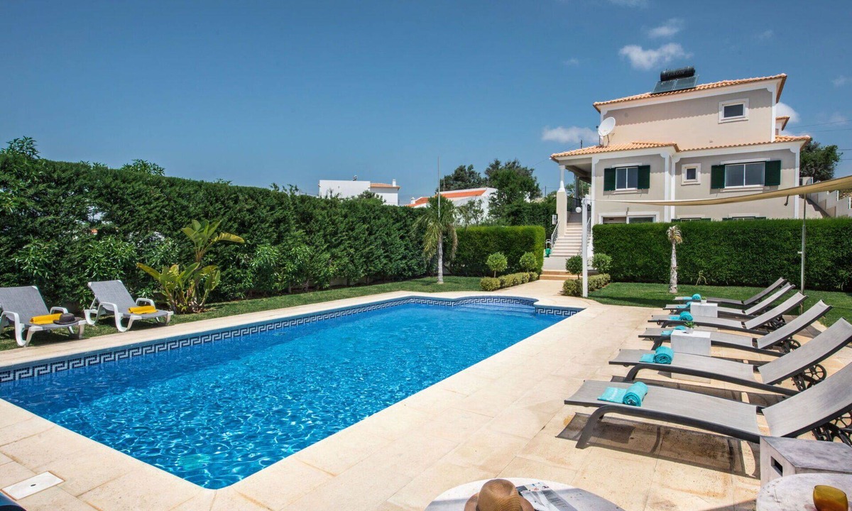 Albufeira Villa | Stunning private villa for 10 guests with WIFI, private pool, A/C, TV and terrace
