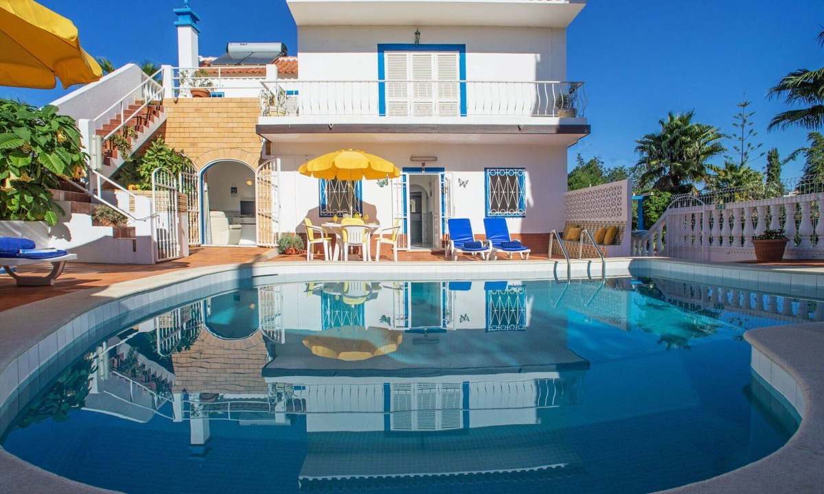 Alpouvar Villa | Stunning private villa for 4 guests with private pool, A/C, WIFI, TV and patio