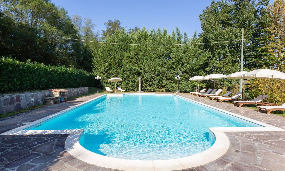 Vicchio Villa | Stunning private villa for 20 guests with private pool, WIFI, sauna, TV, patio and panoramic view