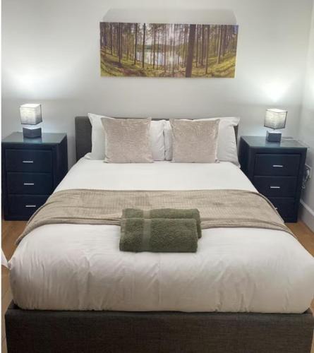 Banstead Apartment | Stunning Studio2, Banstead with free off st parking