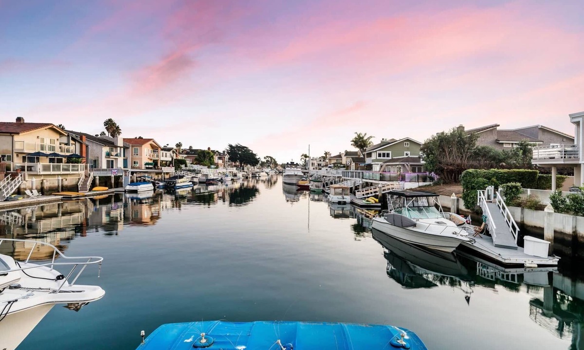 Seabridge Marina House | Stunning, upscale waterfront house in Oxnard, CA