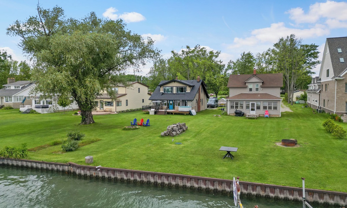 Pearl Beach House | Stunning views at St Clair Blues, Hot Tub, Kayak
