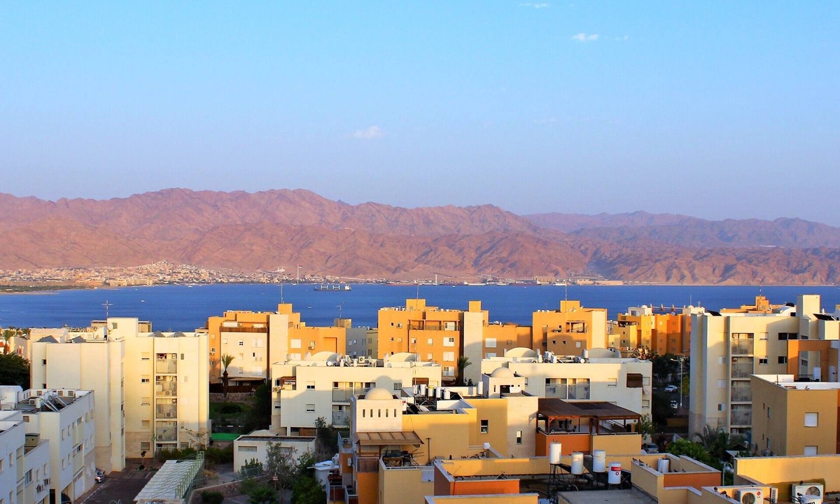 Eilat Apartment | Stunning Views Spacious Penthouse: 3 Bedrooms, 3 Bathroomsn
