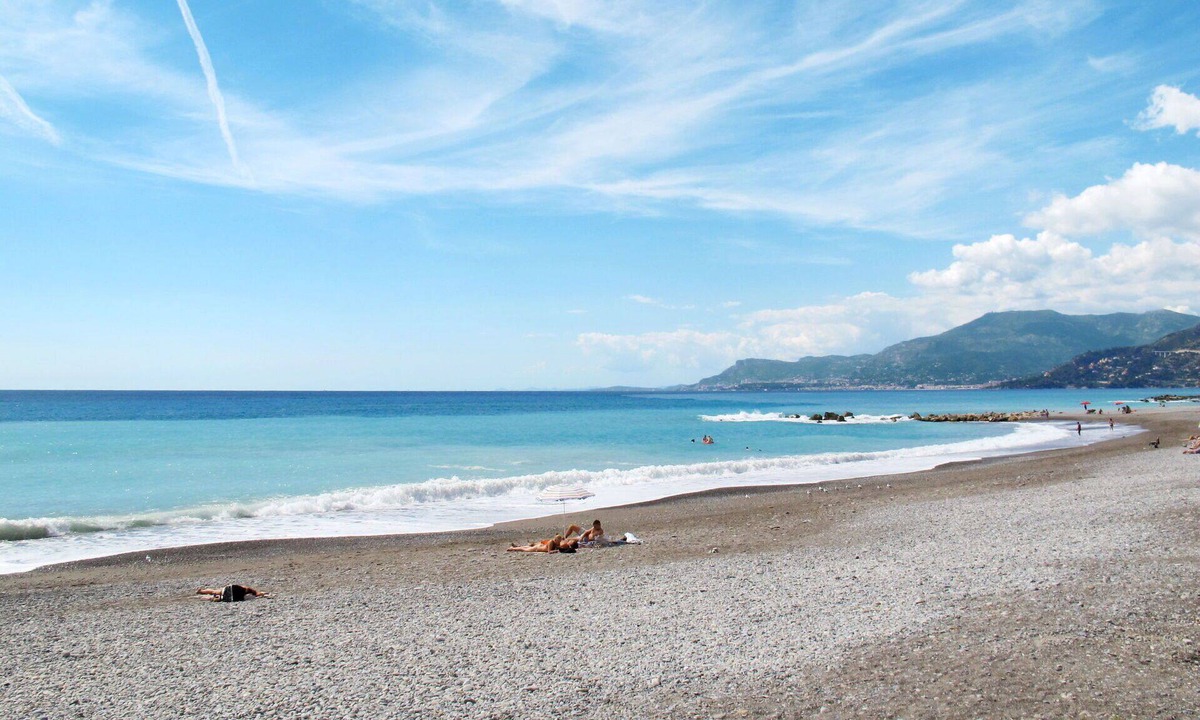Ventimiglia Villa | Stunning villa for 4 people with WIFI, pool, terrace, pets allowed, panoramic view and parking