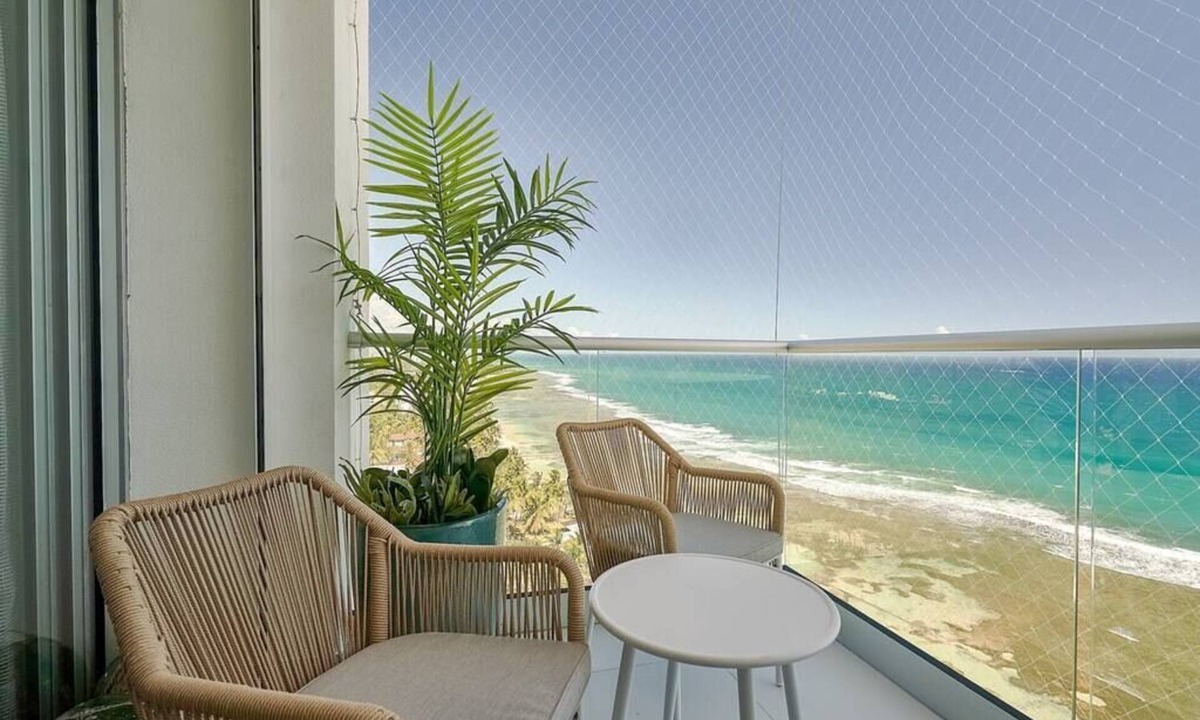 Juan Dolio - El Pueblo Apartment | Stunning Waterfront Apartment w/Balcony at Juan Dolio