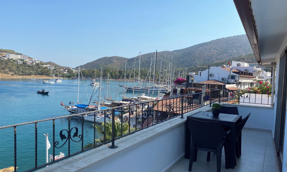Datca City Center Apartment | Stunning Waterfront Holiday at Datça Marina