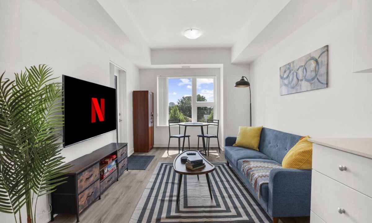 Rosemount Condo | Stylish 1BR Condo in Prime Location with Parking and Wi Fi