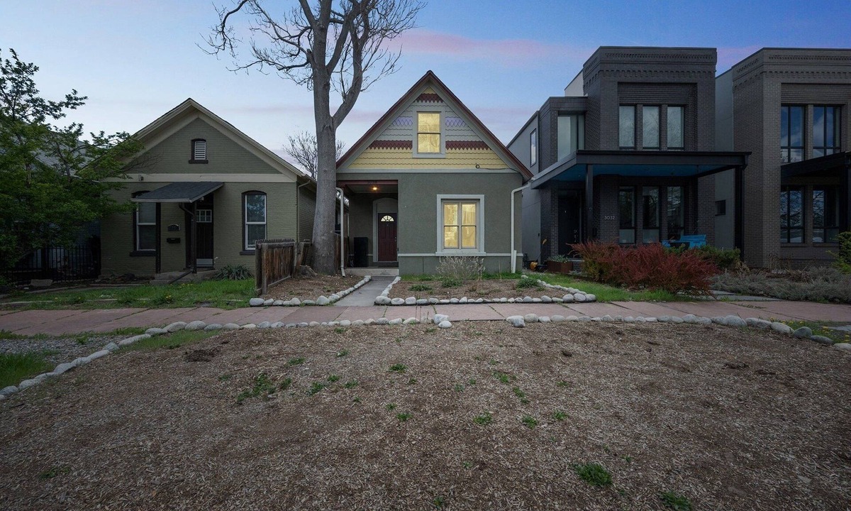Curtis Park House | Stylish 2-story Home - Perfect Denver Location 2 Bedroom Home