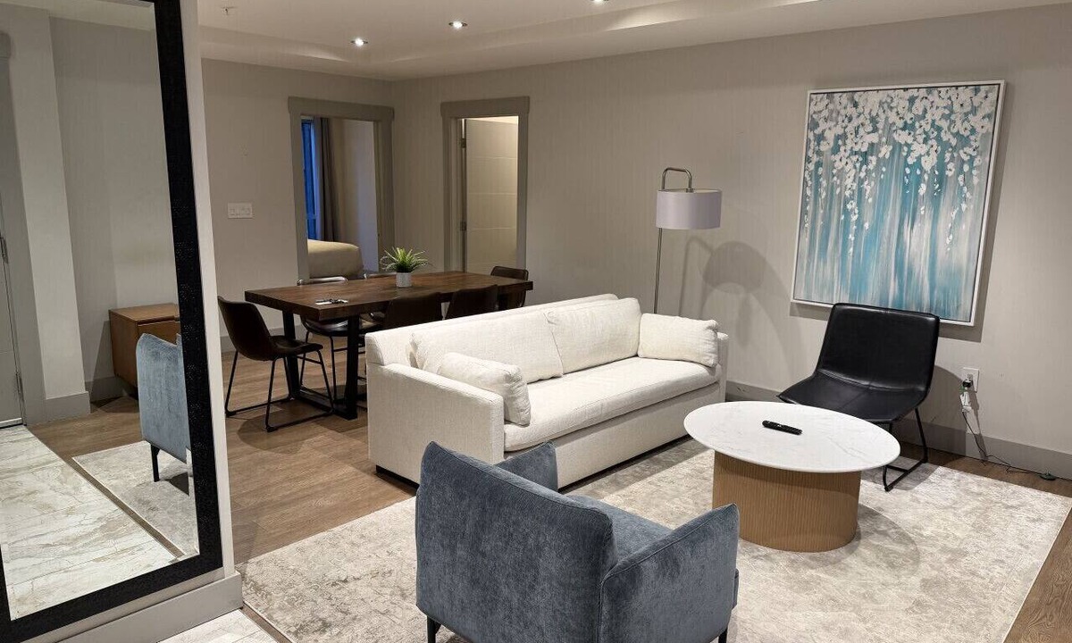 Downtown Halifax Apartment | Stylish 2Bed/2Bath Balcony