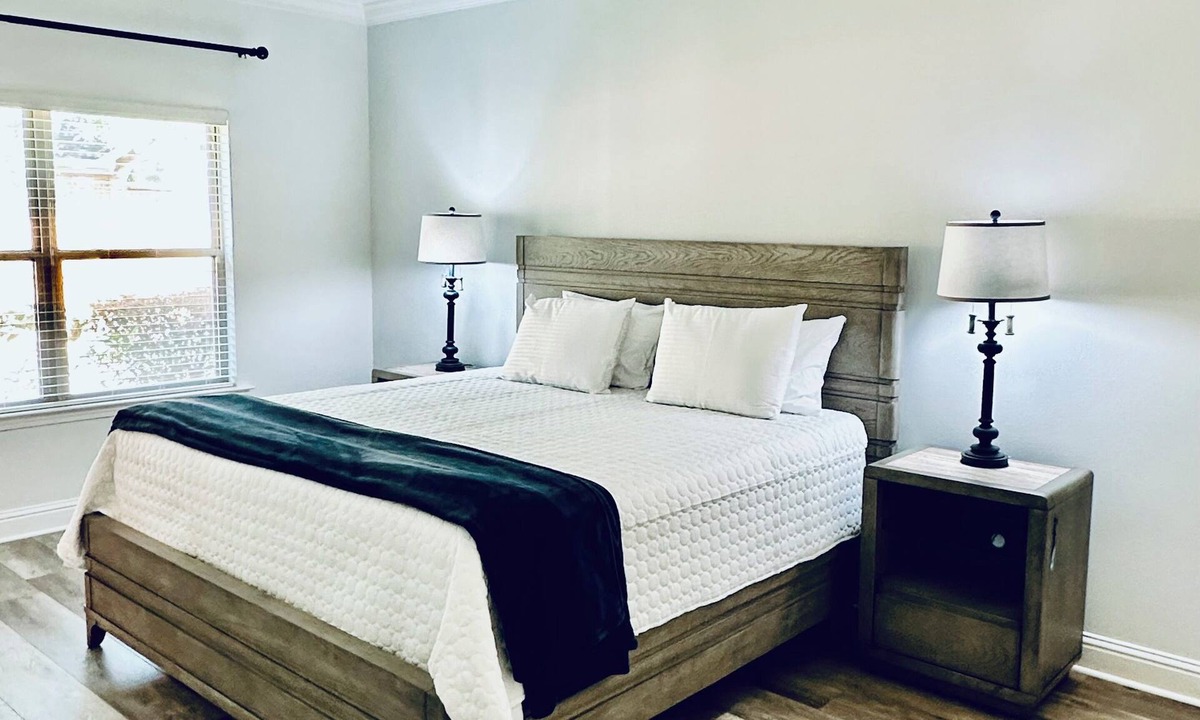 Mobile House | Stylish 3 Bedroom, 2 Bath near USA Campus-Fenced Yard + Garage
