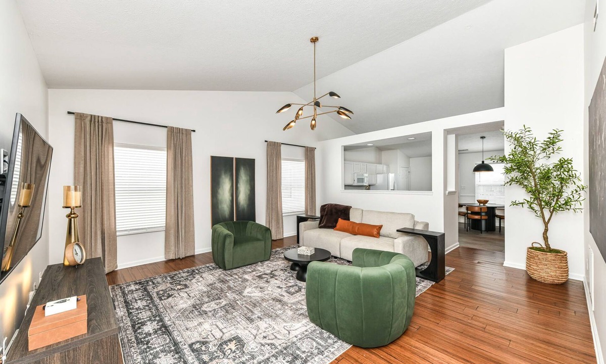 Fishers House | Stylish 3BR near Fishers & Noblesville Venues