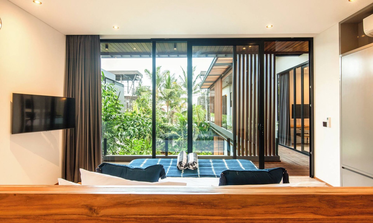 Munggu Villa | Stylish 5BR Beach Villa, 200m in Boho Canggu