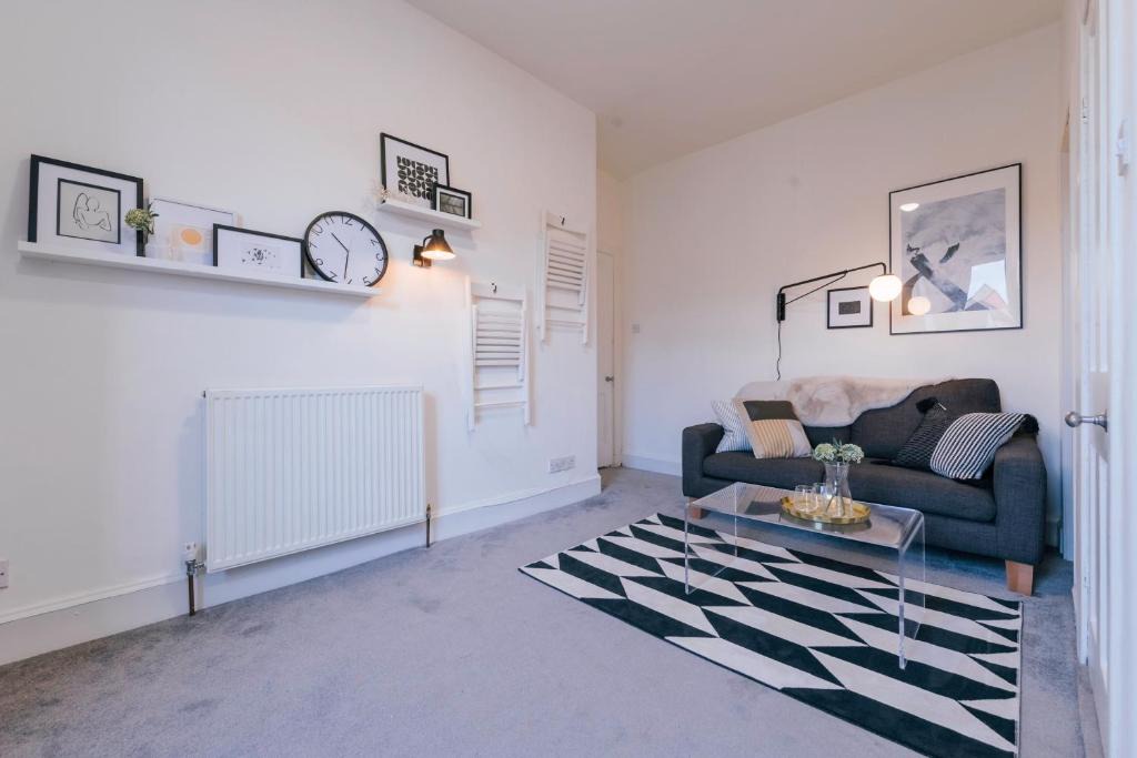 Leith Apartment | Stylish and Comfortable City Centre Apartment