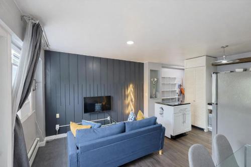 Glenham Apartment | Stylish and Pet-Friendly Apartment in Beacon