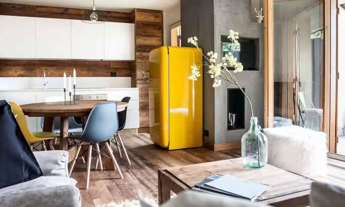 Sauze d'Oulx Apartment | Stylish and roomy mountain retreat for families