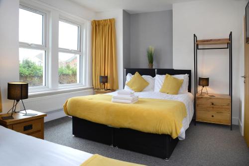 Southampton House | Stylish and spacious Southampton stay
