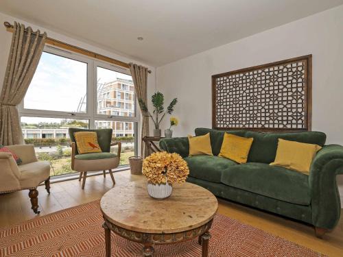 Canbury Apartment | Stylish comfortable apartment in central Kingston - Pass the Keys