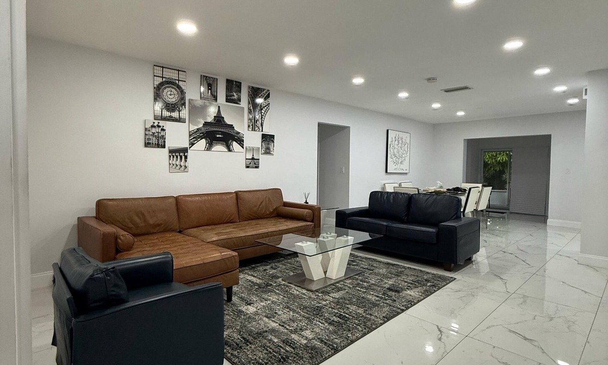 Hallandale Beach House | Stylish, Comfortable 3 bedroom house