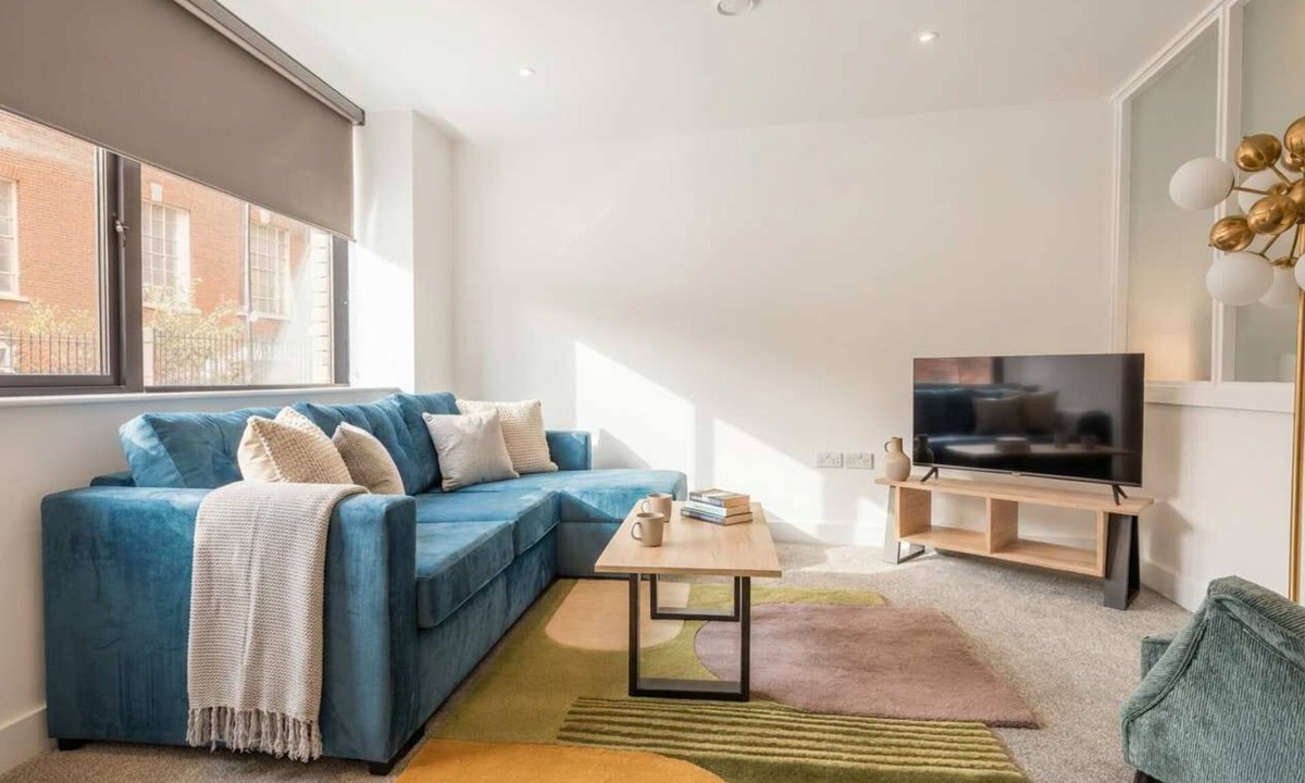Rotherham Apartment | Stylish & Comfortable City Centre Studio