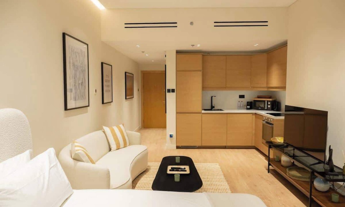 Business Bay Apartment | Stylish cozy studio in the heart of Business Bay