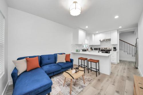 Riverside Terrace Apartment | Stylish HTX Stay-Cozy Relaxing Vibes-Downtown HTX -Medical Center