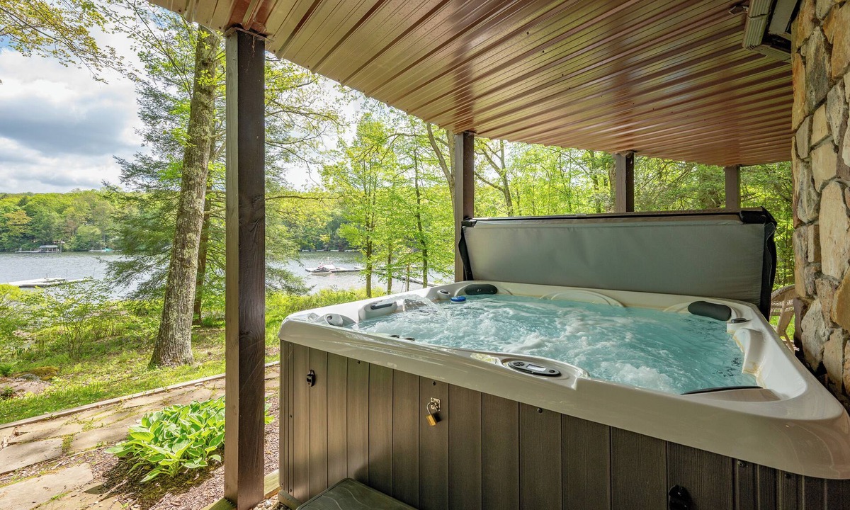 Oakland House | Stylish Lake Retreat w/Hot Tub, Dock & Fire Pit