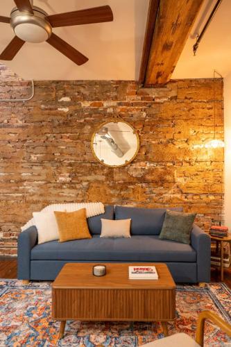 Downtown Richmond Apartment | Stylish Loft | Shockoe Bottom | Walk to Canal