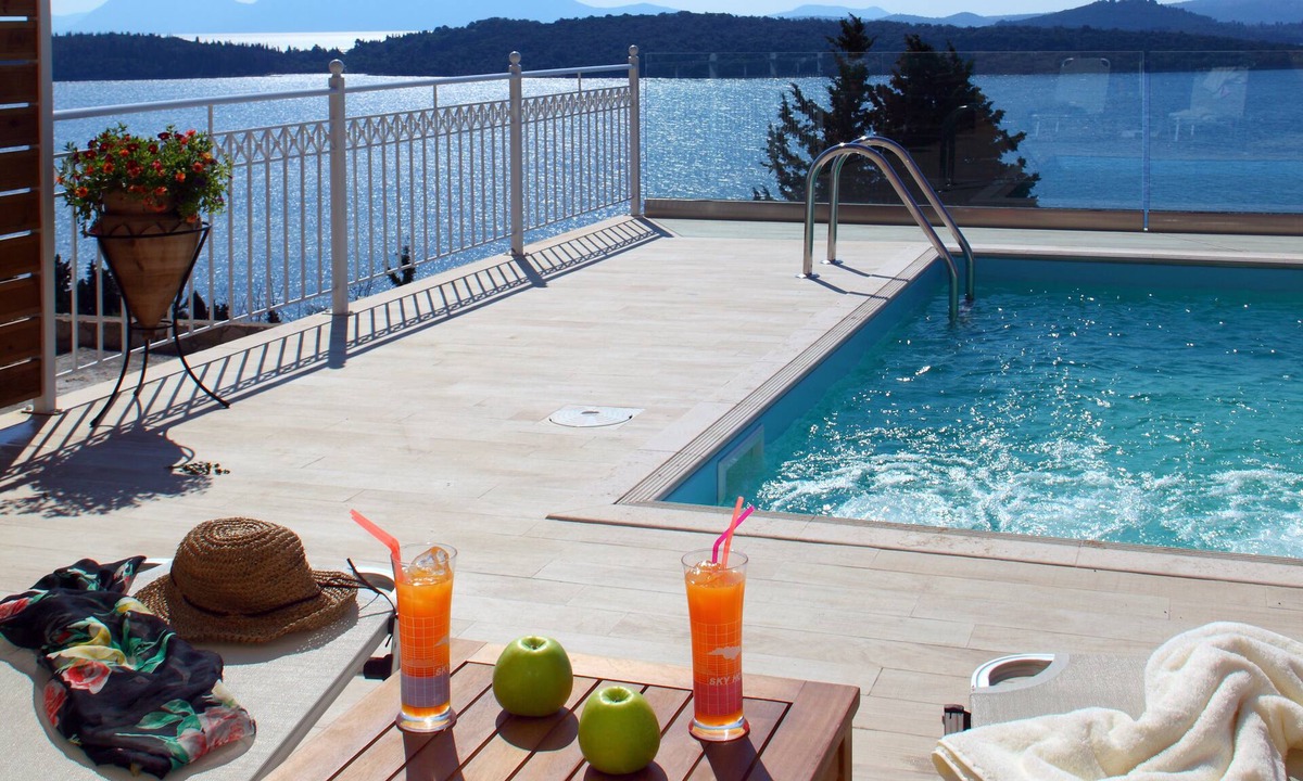 Perigiali Villa | Stylish Modern villa, private pool Ionian seaview, Walking distance to the beach