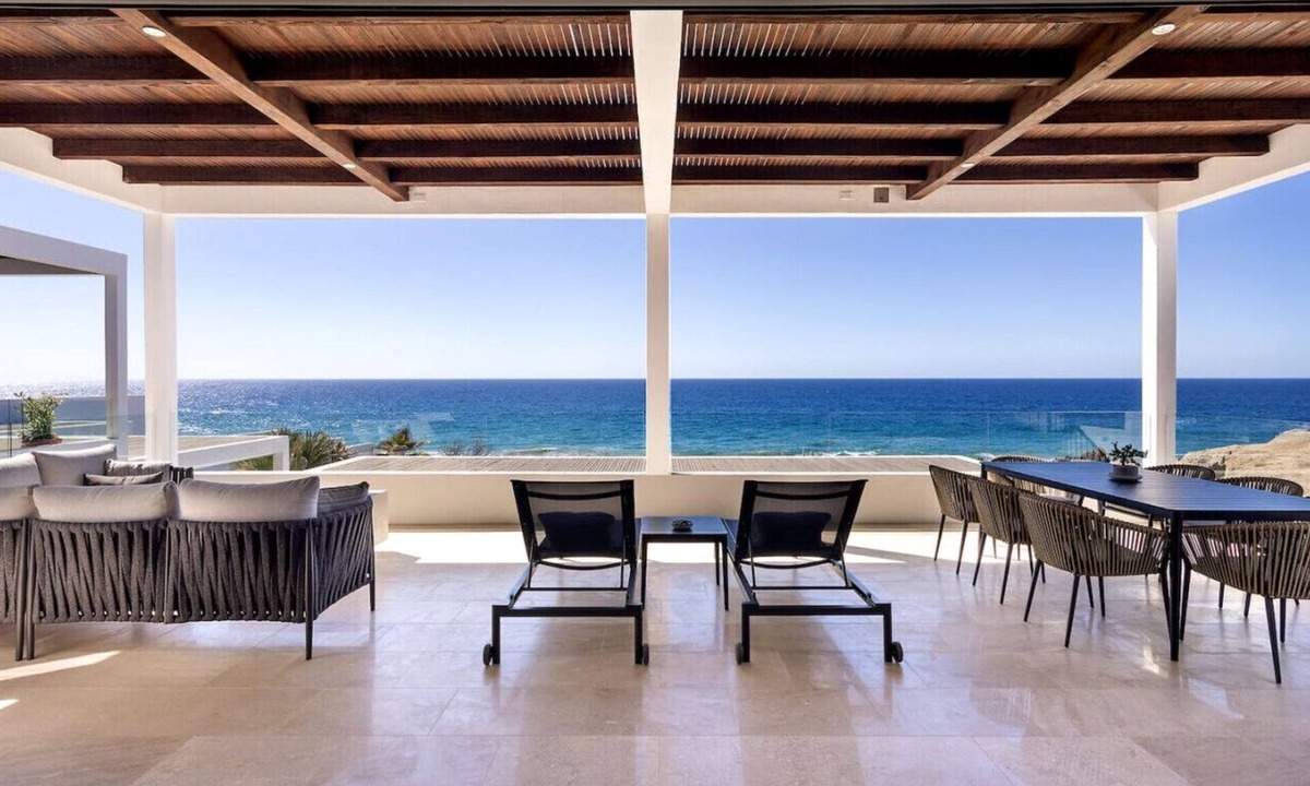 Cerritos Apartment | Stylish Oceanfront Condo with Panoramic Views
