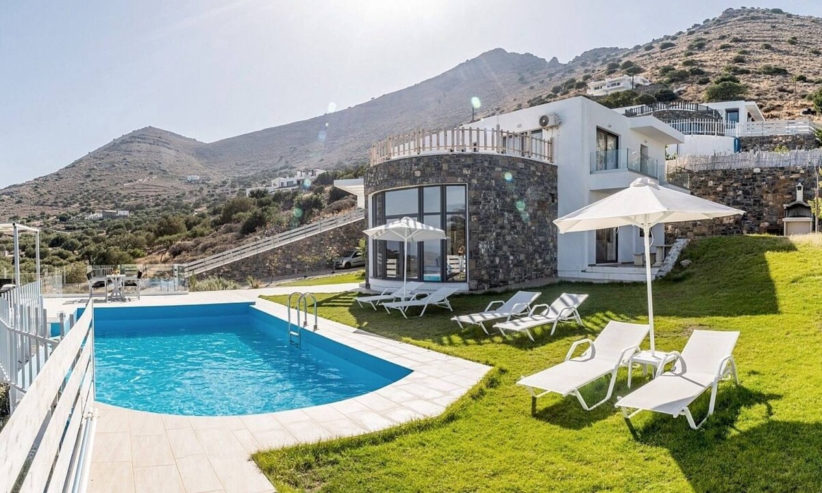 Agios Nikolaos Villa | Stylish Sea View Villa, A/C, Private Pool, Panoramic Vistas - Just 4 mins drive from Elounda!