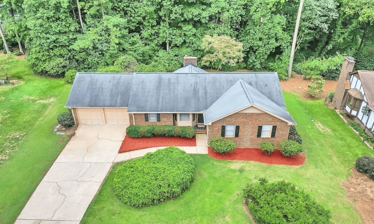 Brookhaven House | Stylish Single-Level 3BR Close to Downtown & RDU