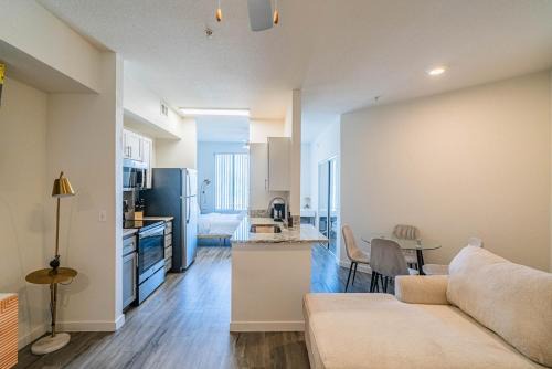 Tempe Apartment | Stylish Studio-1BR 1BA, Pool, Gym, Free Parking, Game Room, EV