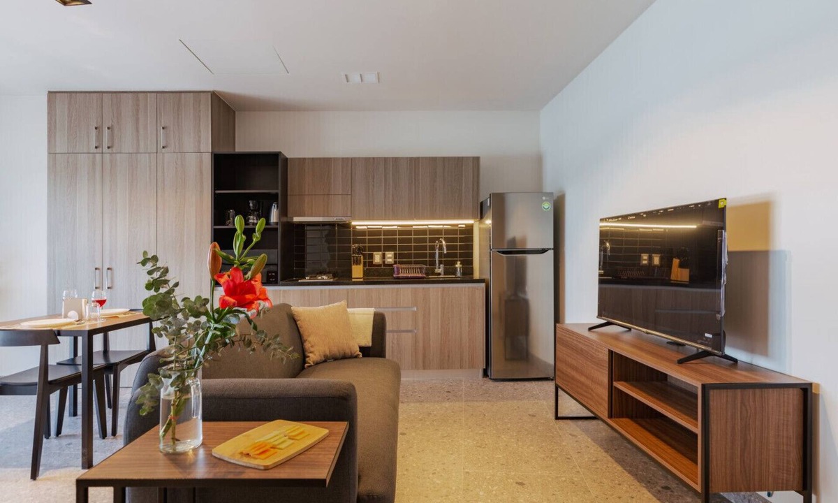 Lomas de Sotelo Apartment | Stylish Studio with Gym and Pool Access