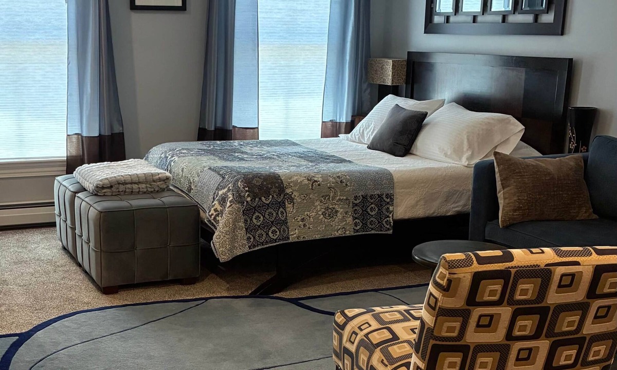 Tannersville Apartment | Stylish Studio on Main Street